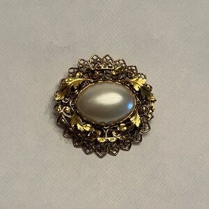 Vintage Gold and Cream Leaf Brooch